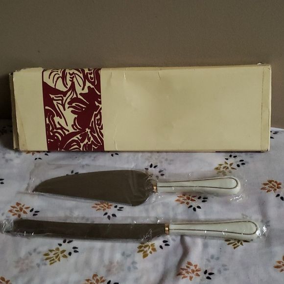 💘 VINTAGE BRIDAL KNIFE AND FORK SERVER SET - Picture 1 of 1